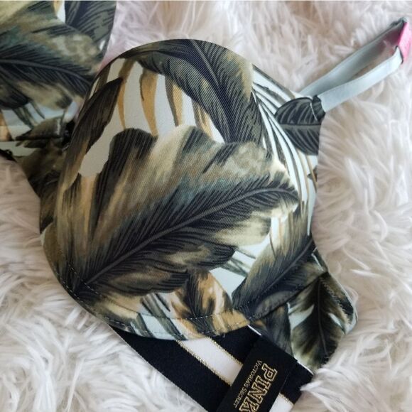 32C PINK Victoria's Secret Blue Push Up Bra - Picture 4 of 9